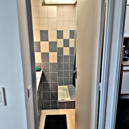 Casterneau3 Apartamento *