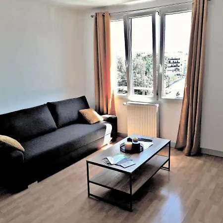 شقة Casterneau3 *